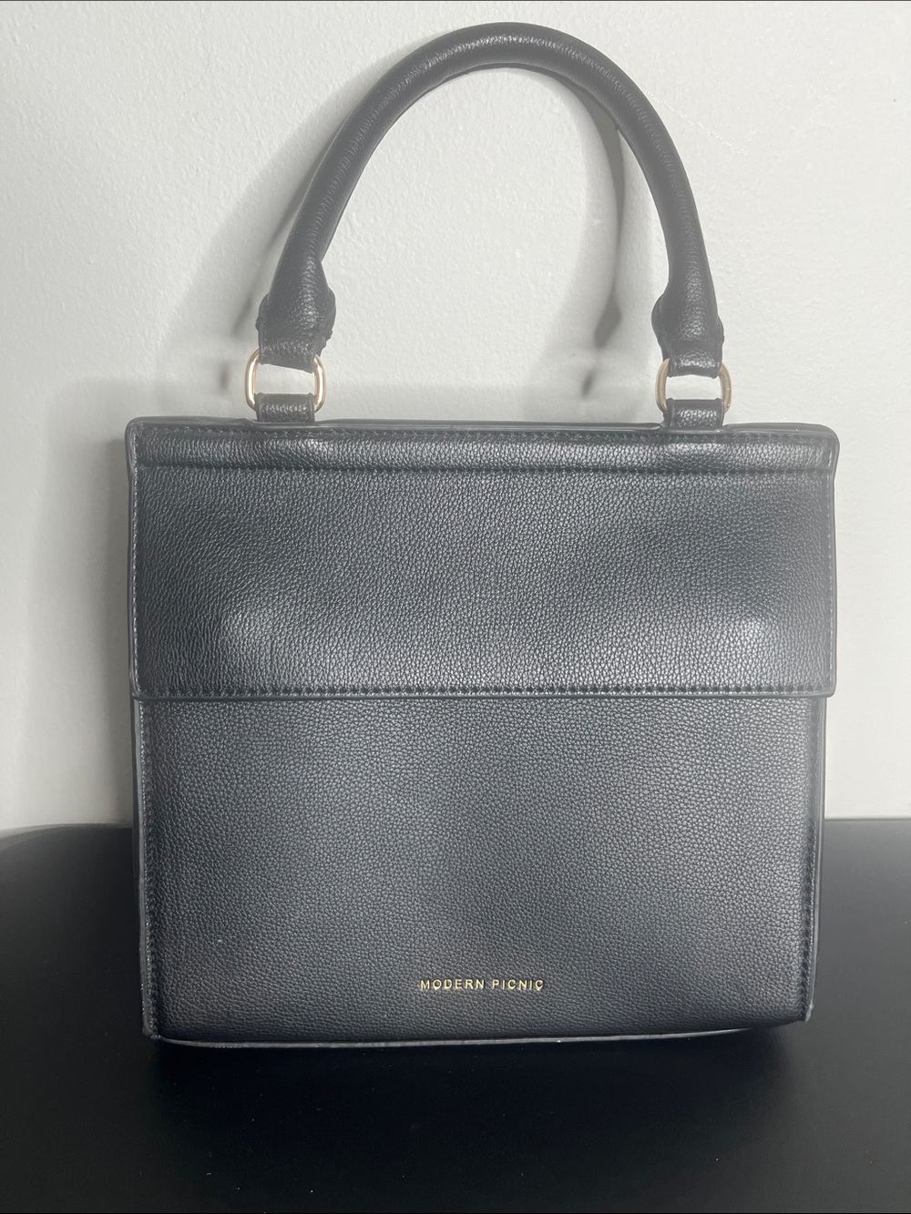 Modern Picnic Crossbody Black Pebbled Top-Handle Satchel Lunch Box